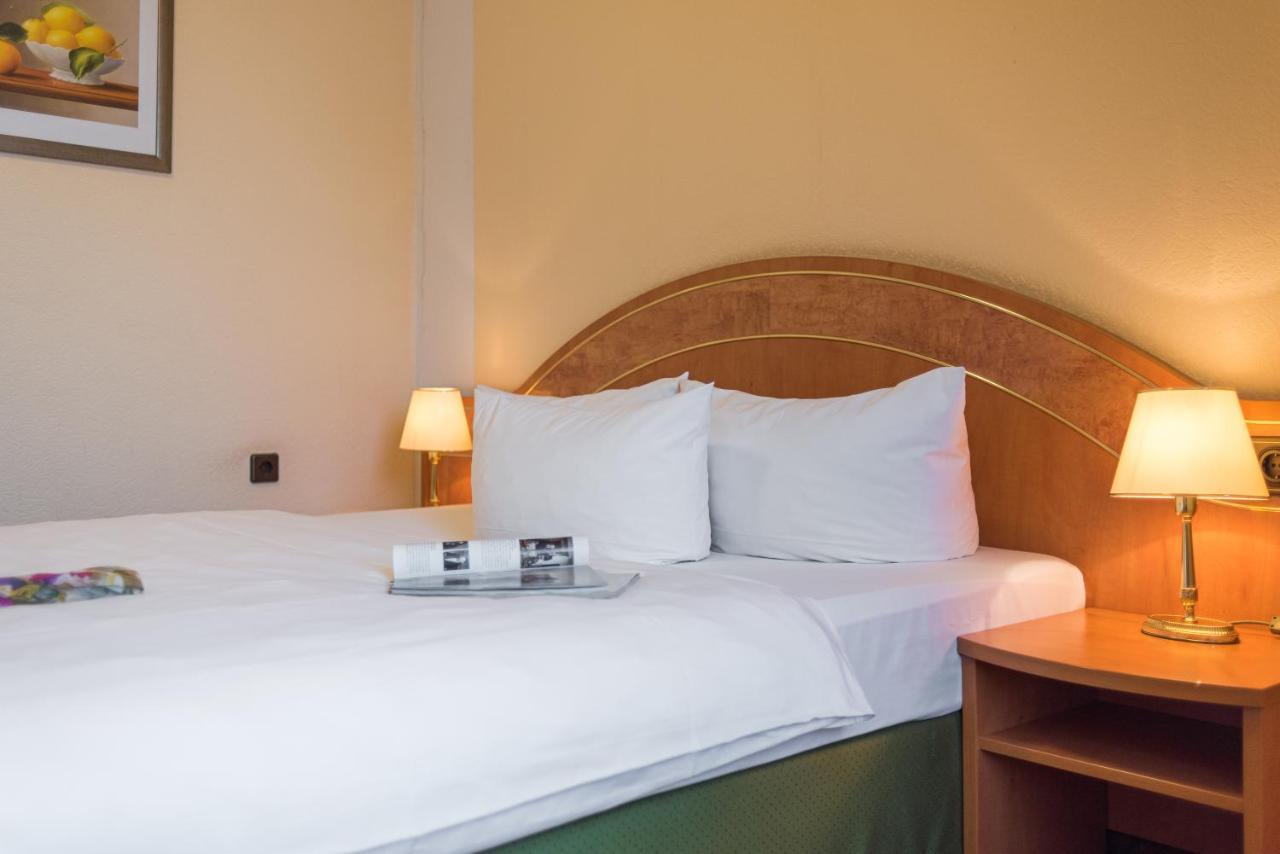 Hotel Lohmann'S Kapeller Hof Langenfeld  Zewnętrze zdjęcie