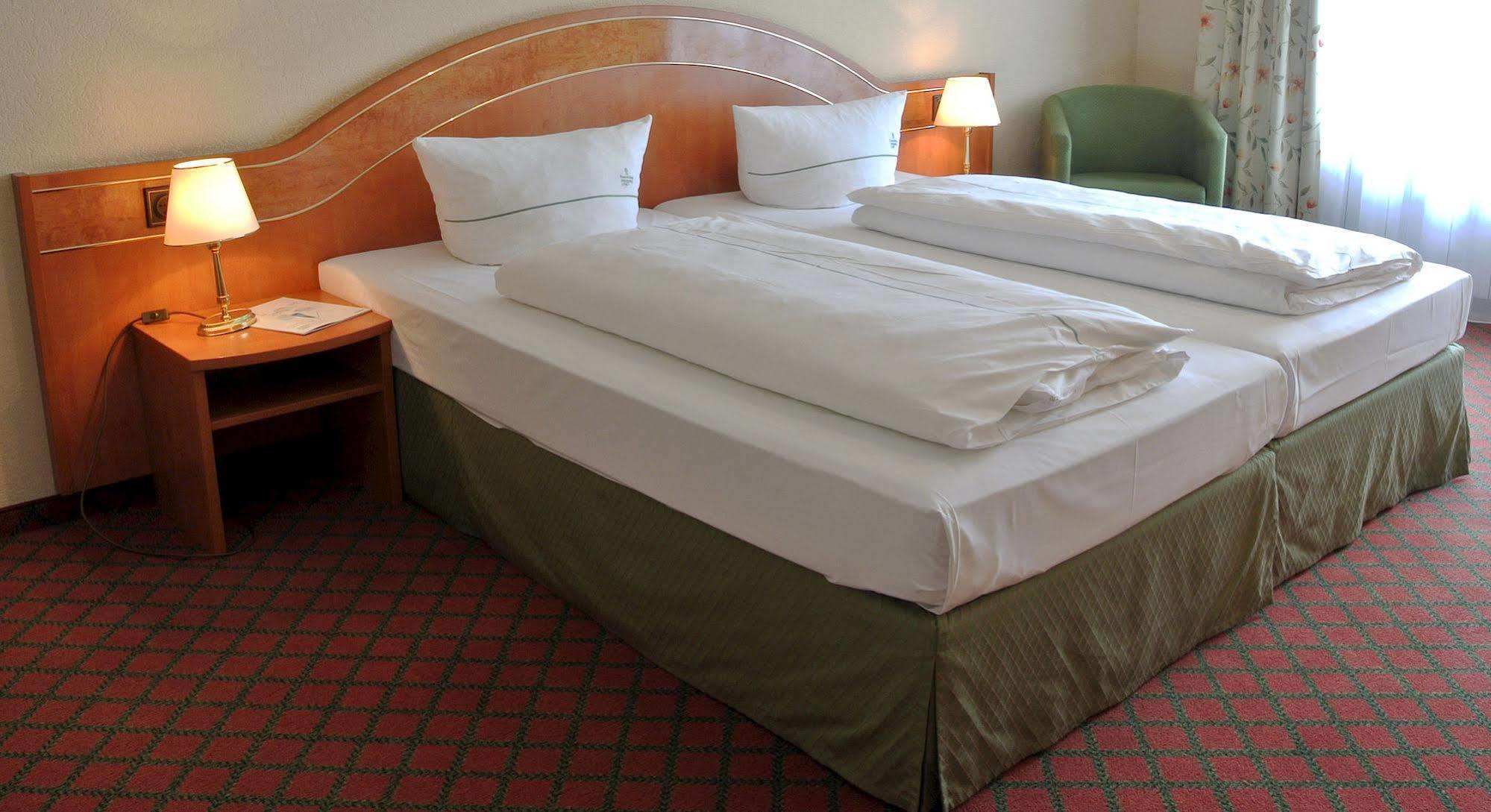 Hotel Lohmann'S Kapeller Hof Langenfeld  Zewnętrze zdjęcie