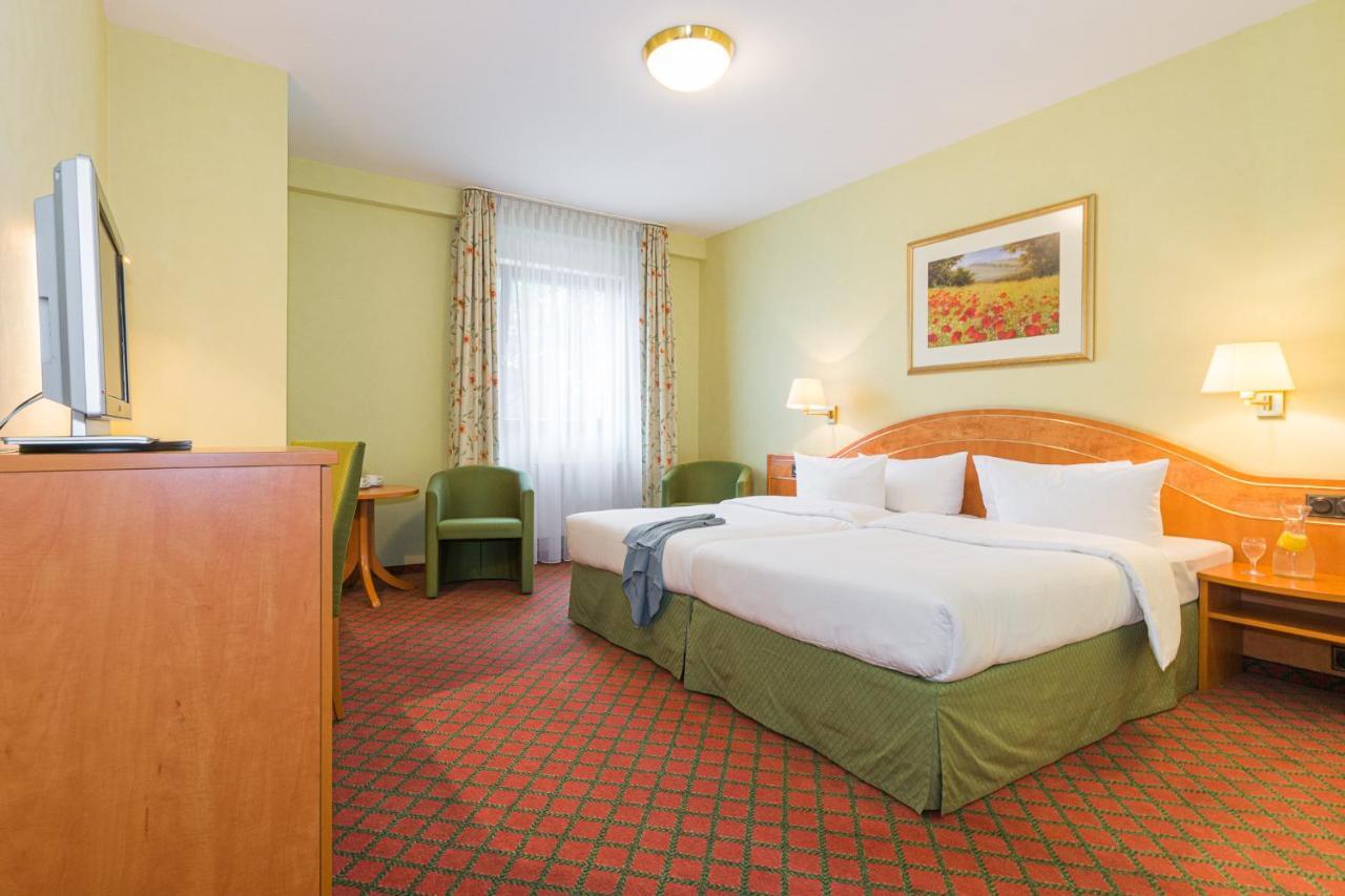 Hotel Lohmann'S Kapeller Hof Langenfeld  Zewnętrze zdjęcie