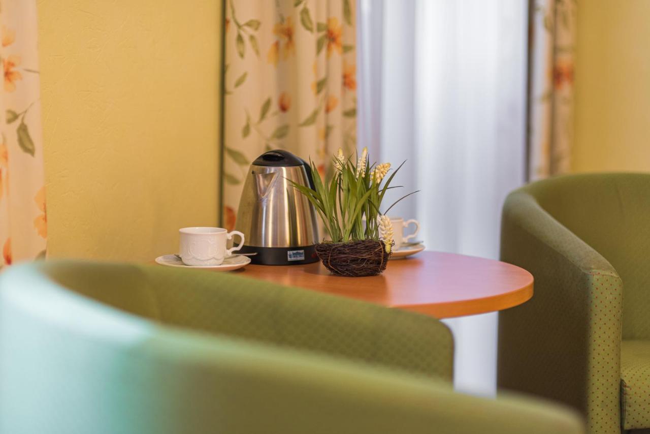 Hotel Lohmann'S Kapeller Hof Langenfeld  Zewnętrze zdjęcie
